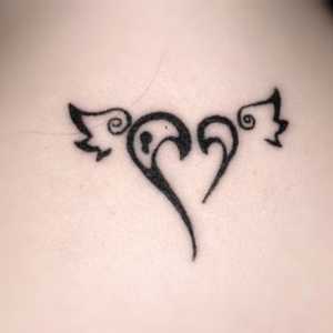 Татуировка "сърце" - любов и омраза